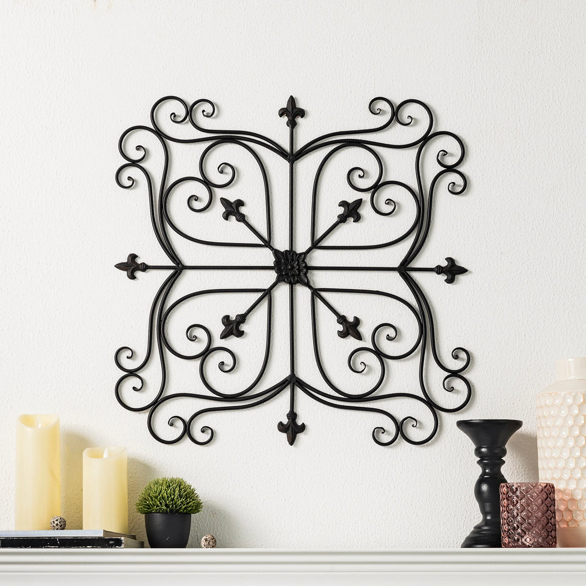 Glitzhome 20"L/ 23.5"L Traditional Iron Scroll Garden/Home Wall Decor