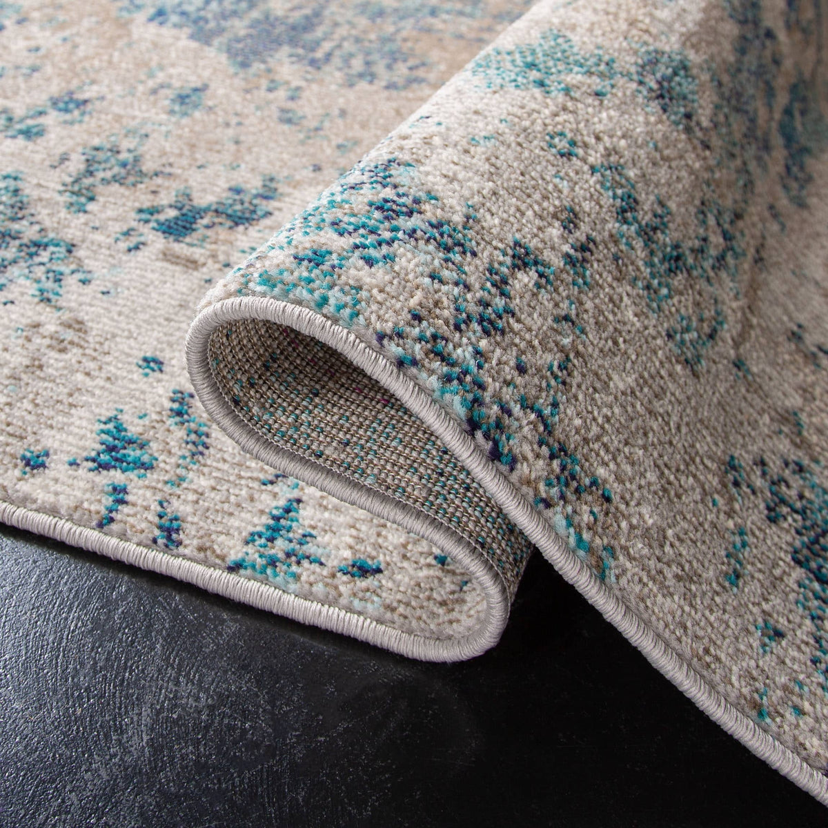 SAFAVIEH Madison Lawanda Modern Abstract Rug