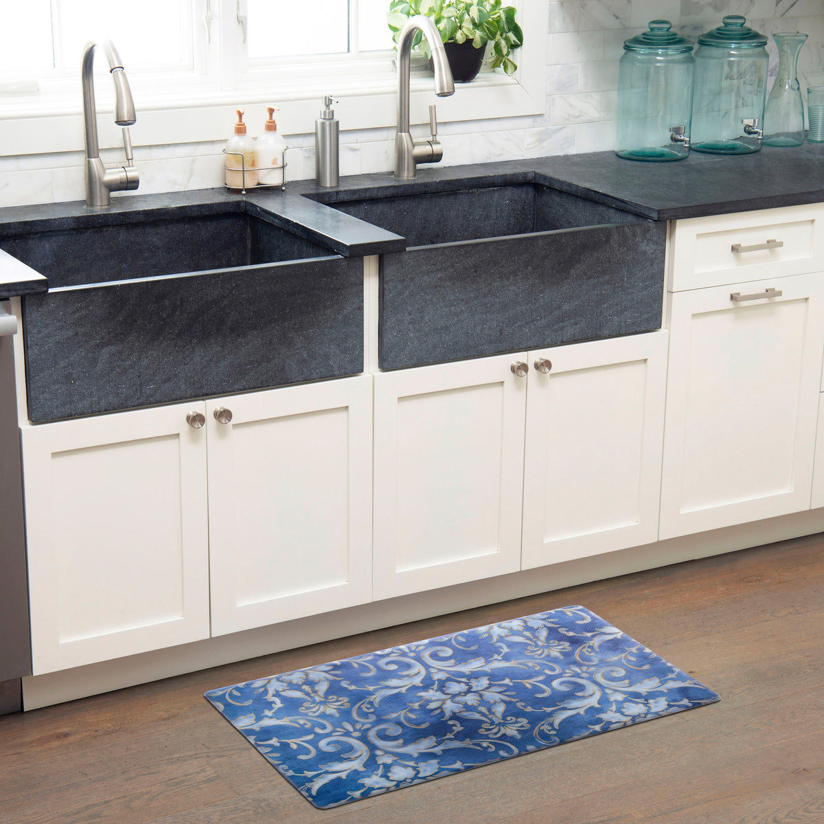 SoHome Cozy Living Watercolor Damask Anti-Fatigue Kitchen Mat